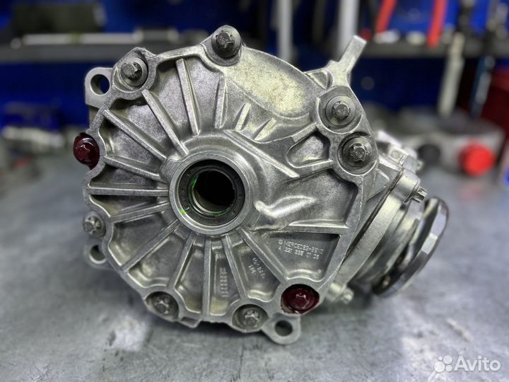 Редуктор передний Mercedes W221 2.65