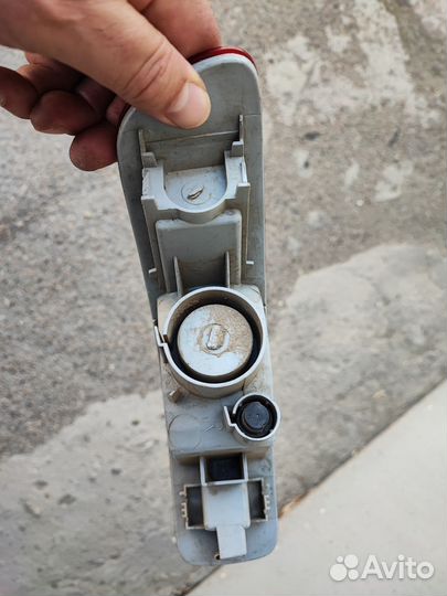 Задний стоп сигнал R Mitsubishi outlander xl