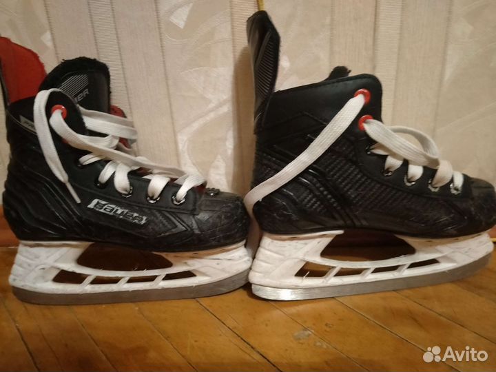 Хоккейные коньки bauer