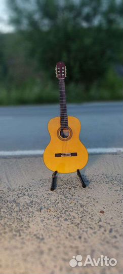 Гитара Yamaha c80