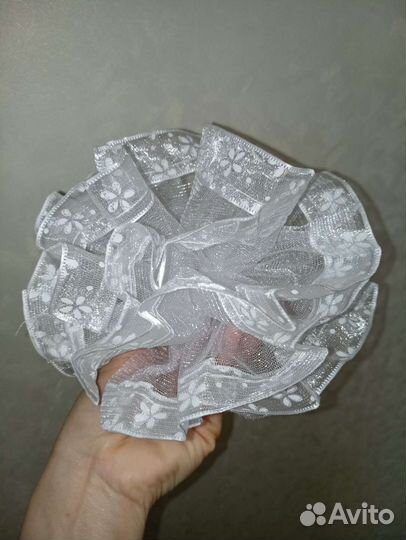 Школьные банты, новые, пышные