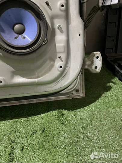 Дверь передняя левая Kia Sorento 1