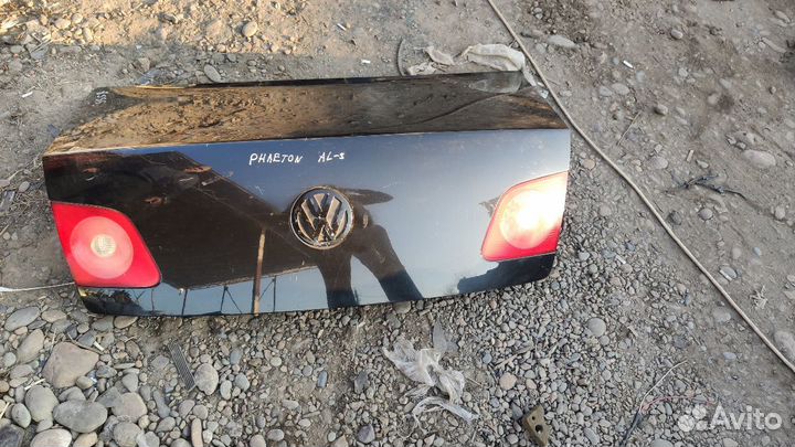 Крышка багажника Volkswagen Phaeton