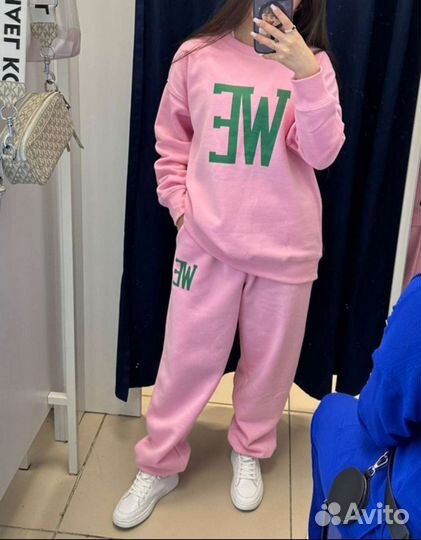 Костюм спортивный