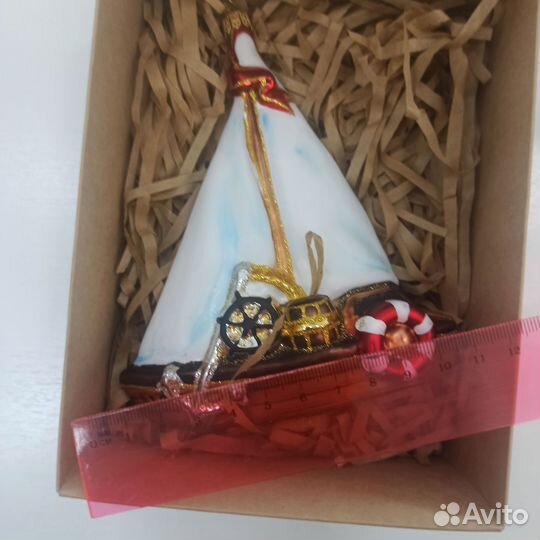 Парусник, стекло, Белински, Польша