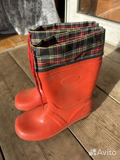 Резиновые сапоги
