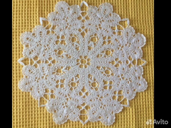 Кружевная салфетка