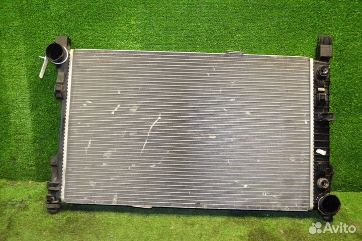 Радиатор основной Mercedes-Benz С-Класс, W203 A2035003403