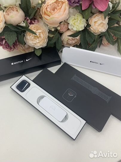 Apple Watch SE 44 mm