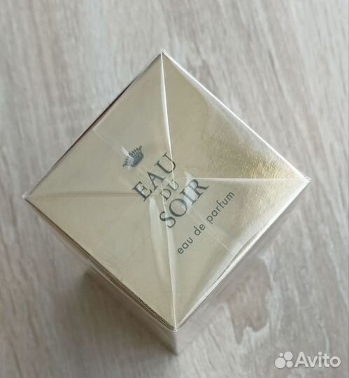 Женская парфюмированная вода Sisley