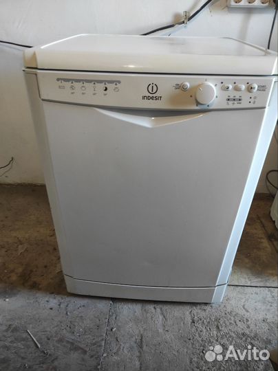 Посудомоечная машина Indesit