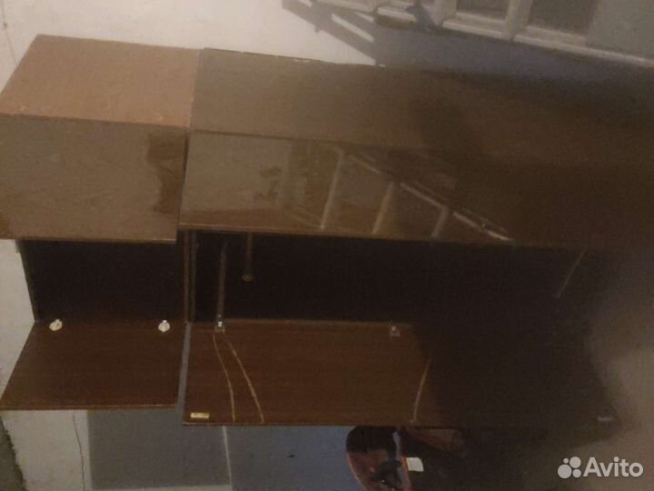 Шкаф платяной с антресолью бу в хорошем состоянии