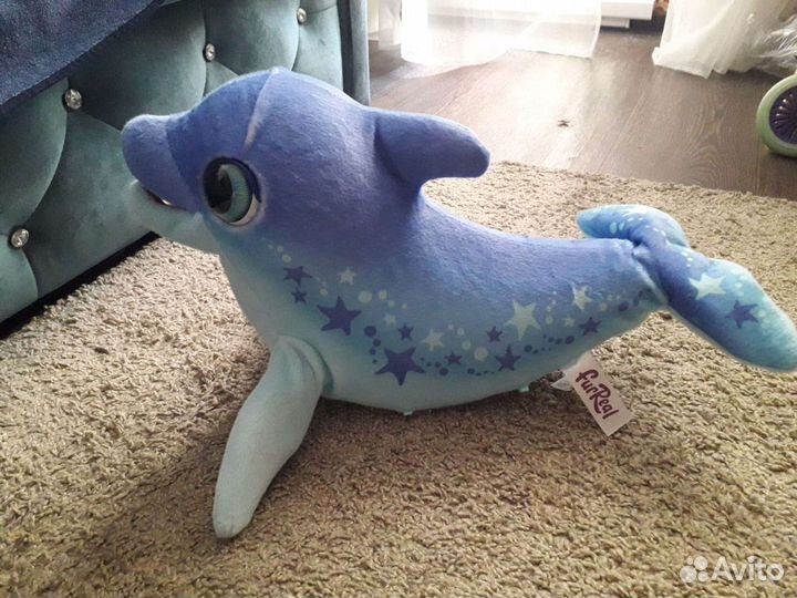 Дельфин Долли