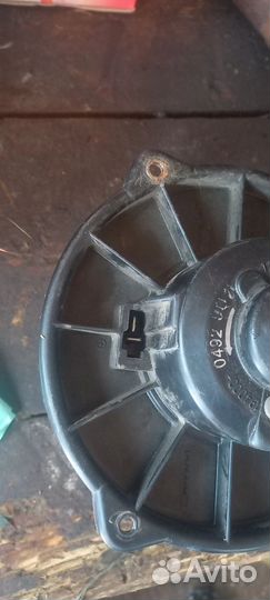 Вентилятор печки Митсубиси Лансер 7