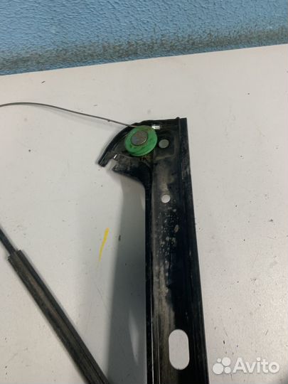 VW Polo 5 стеклоподъемник передний 6RU837461G