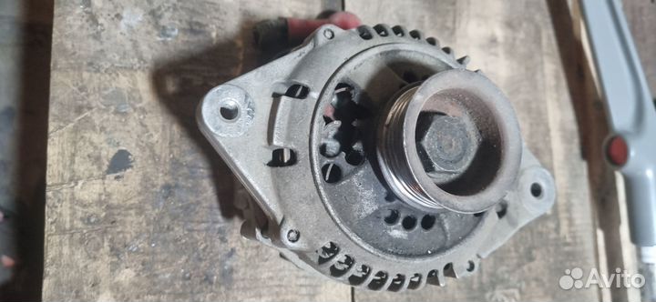 Продам два генератора субару Легасти аутбек