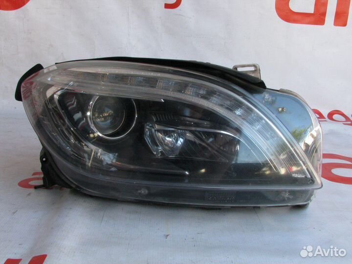 Mercedes W166 ML GL фара правая передняя 2011-2015