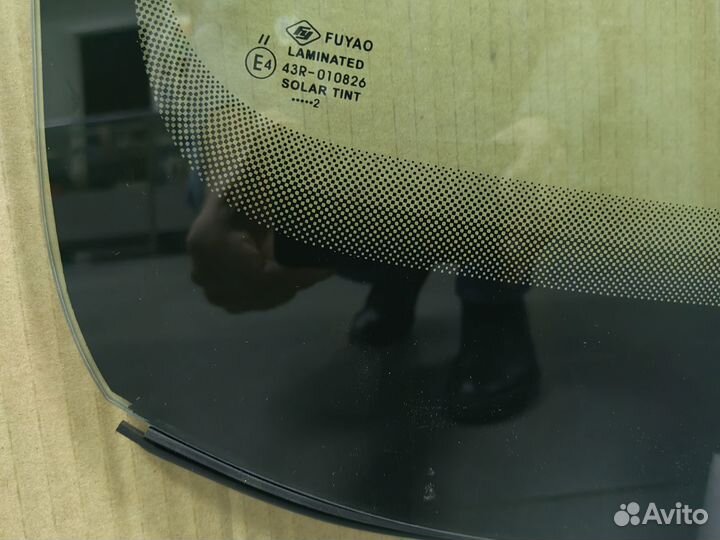Лобовое стекло на volkswagen polo автостекло