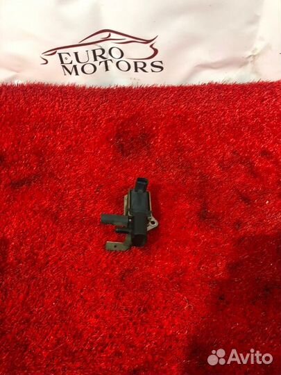 Клапан вентиляции картерных газов Mitsubishi