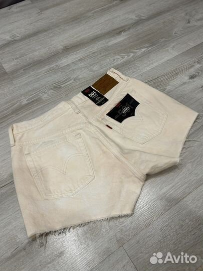 Шорты женские levis