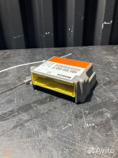 Блок управления подушками безопасности Audi A6 C5