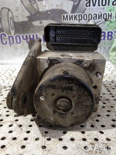 Блок управления ABS Skoda Yeti