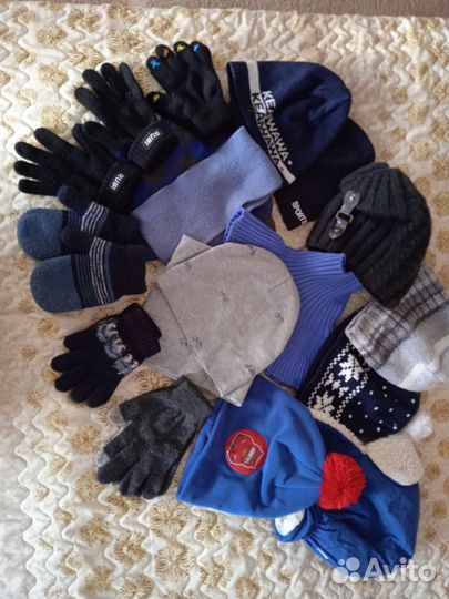 Детские шапки, шарфы,манишка, перчатки