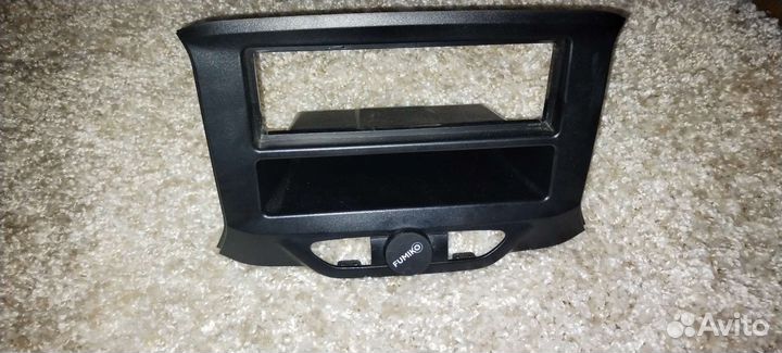 Рамка для 1 диновой магнитолы LADA x-ray