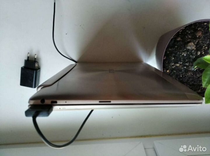 Asus Transformer Pad TF700T с док станцией, металл