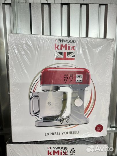 Кухонный комбайн Kenwood KMX750