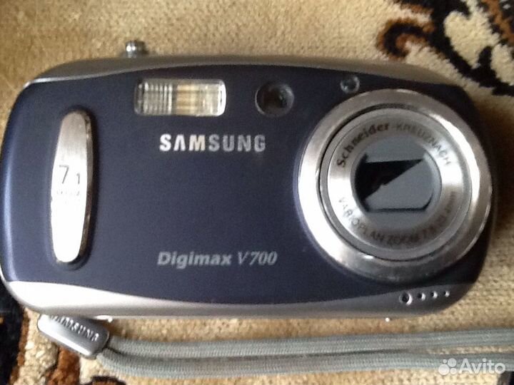 Фотоаппарат Samsung 700
