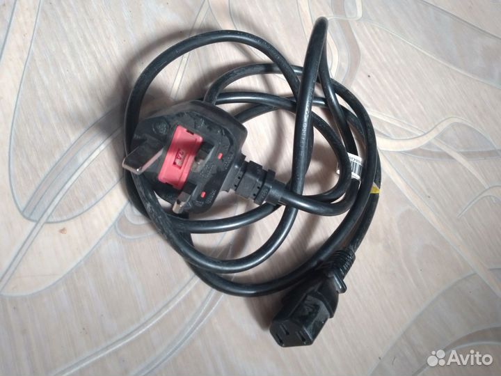 Сетевой кабель