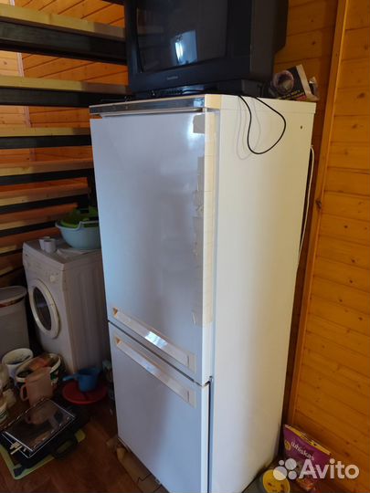 Холодильник-морозильник stinol-101 бу