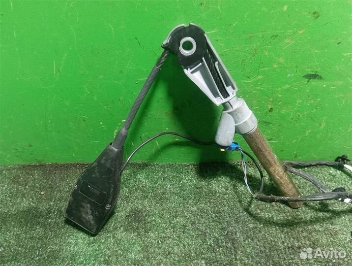 Замок ремня безопасности передний левый Renault M