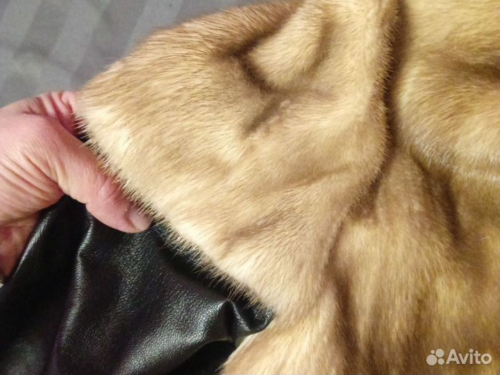 Шуба норковая с кожаными рукавами 44