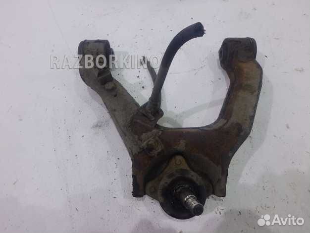 Рычаг передний правый верхний