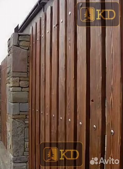 Штакетник из обожженного дерева