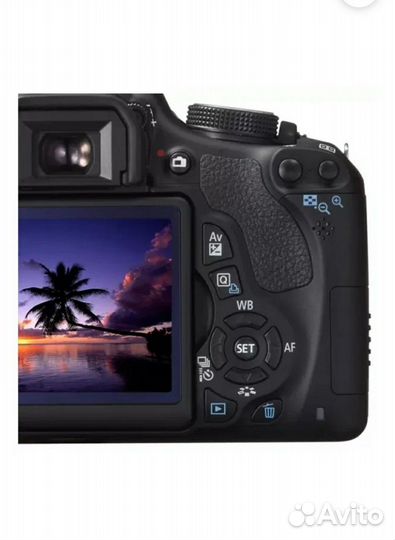 Фотоаппарат Canon EOS 600D Kit