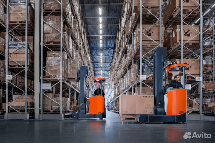 Водитель высотного штабелера с опытом Вахта