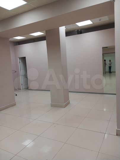 Сдаются торговые площади до 300 м²