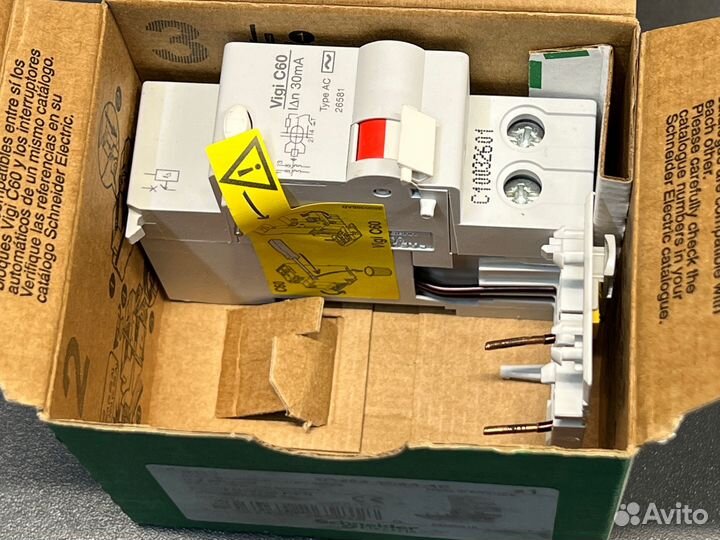 Schneider 26581 vigi C60 2П 25A Блок, новый, 1 шт