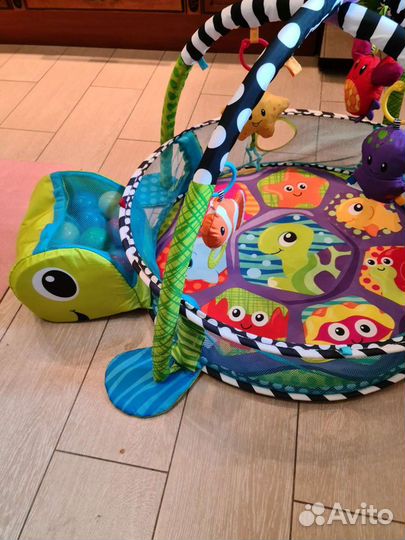 Игровой развивающий коврик