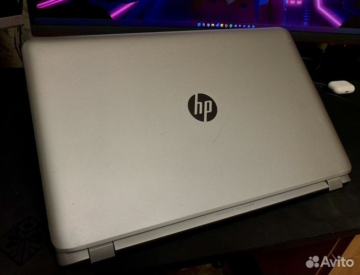 HP: i7/6gb/GeForce 840/SSD 256/17.3