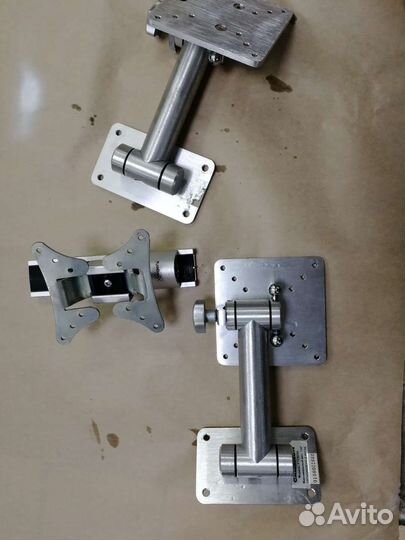 Кронштейн крепления акустики. Телевизора