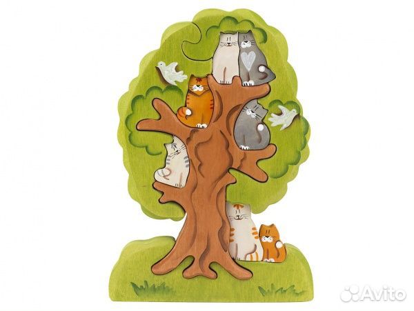 Кошки на дереве