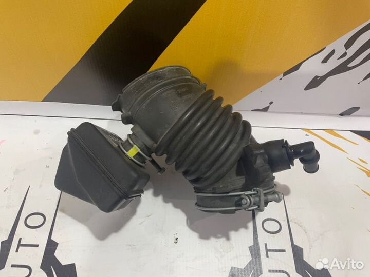 Патрубок воздушного фильтра1 Lexus Rx450H 3.5 Л