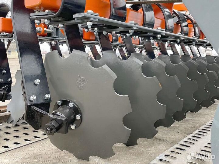 Диск лепестковый