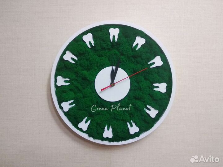 Часы настенные. Мох