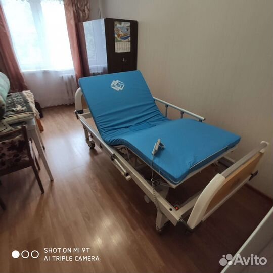 Медицинская кровать для лежачих больных