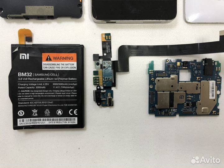 Xiaomi Mi4 в разборе